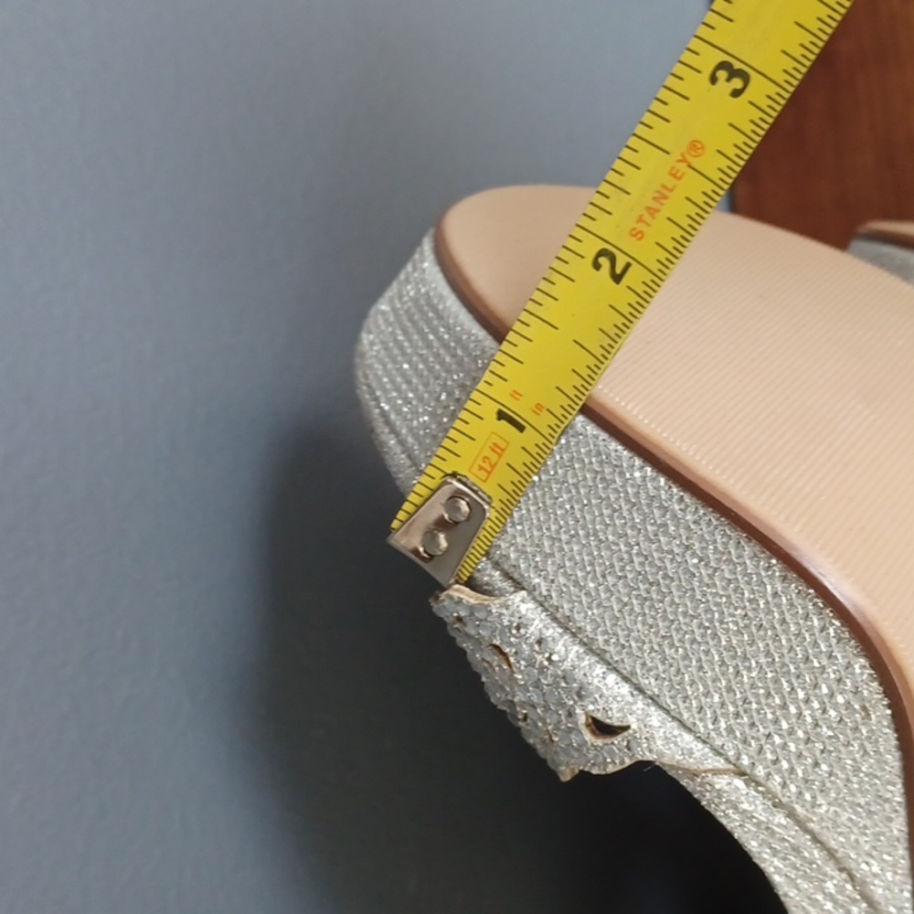Heels - Picture 12 of 16
